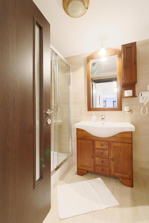 Sofia Apartment シナヤ エクステリア 写真