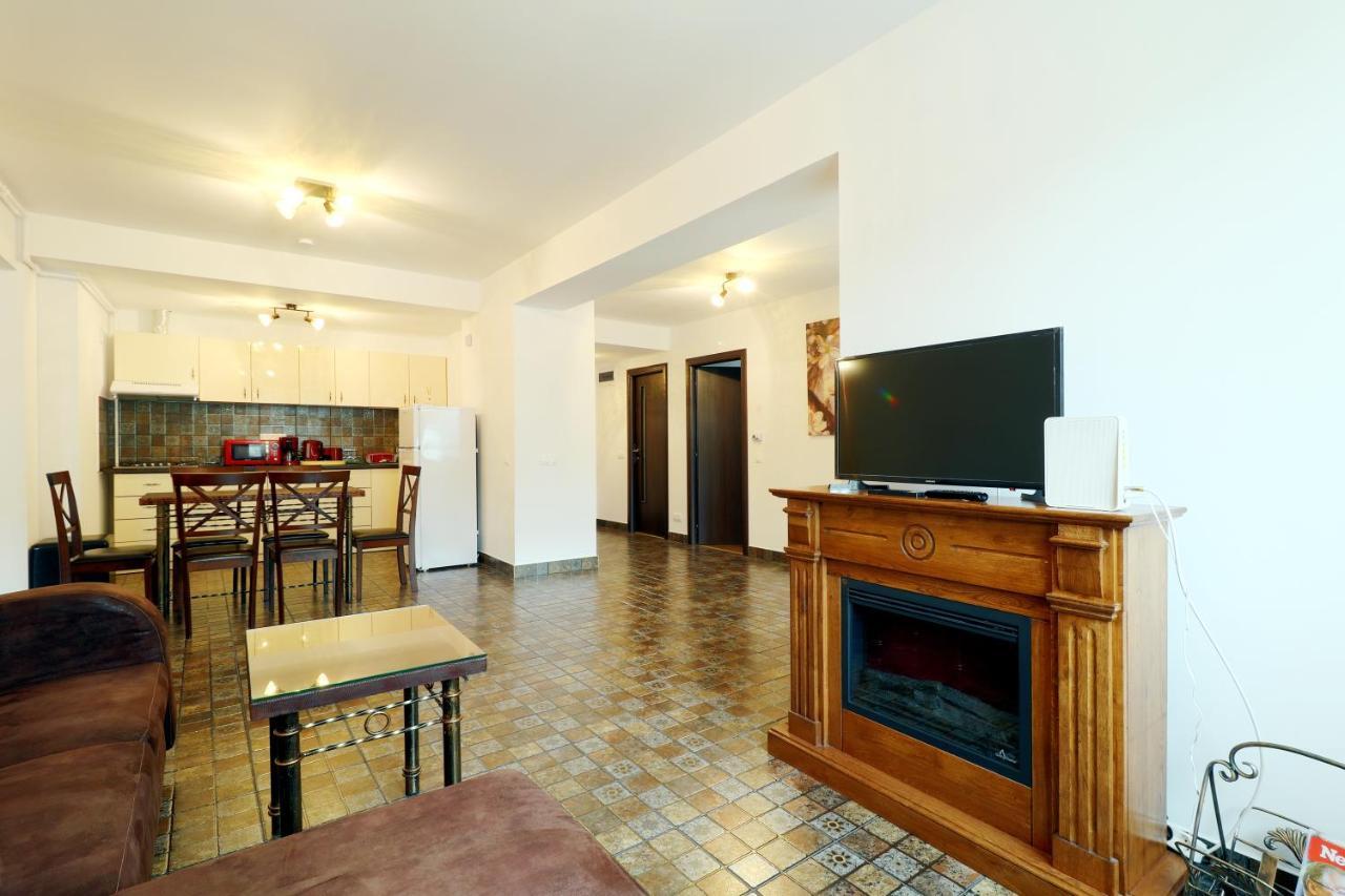 Sofia Apartment シナヤ エクステリア 写真